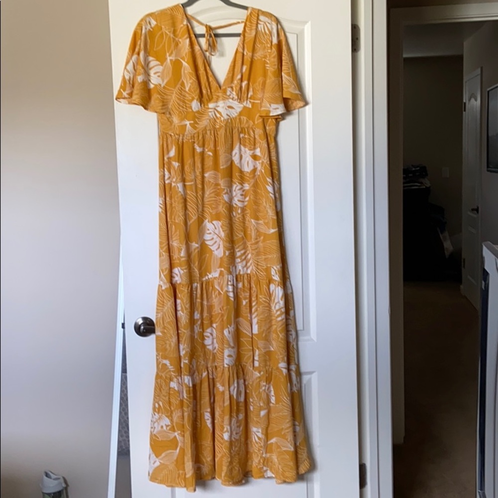 Mustard Floral V-Neck Maxi Dress